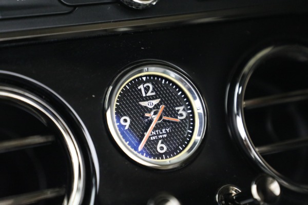 New 2026 Bentley Continental GTC Azure for sale $398,900 at Alfa Romeo of Westport in Westport CT 06880 28