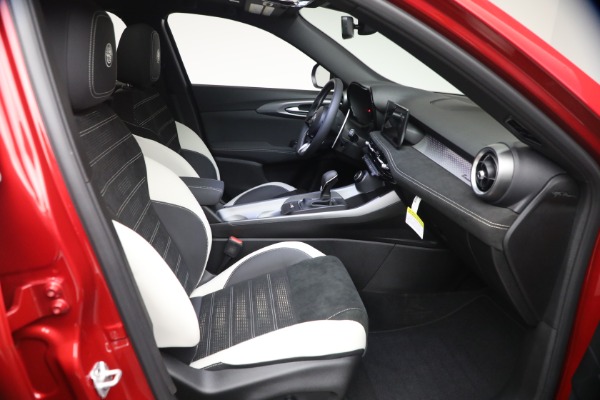 New 2026 Alfa Romeo Tonale Sport Speciale for sale $49,135 at Alfa Romeo of Westport in Westport CT 06880 14