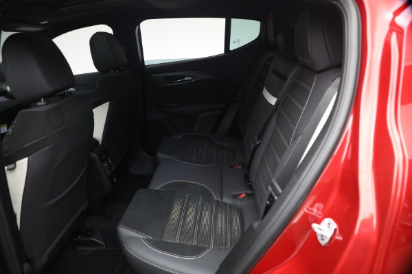 New 2026 Alfa Romeo Tonale Sport Speciale for sale $49,135 at Alfa Romeo of Westport in Westport CT 06880 17