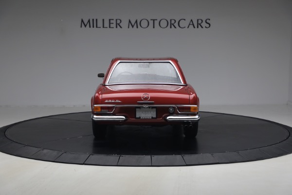 Used 1968 Mercedes-Benz 280SL for sale $229,900 at Alfa Romeo of Westport in Westport CT 06880 17