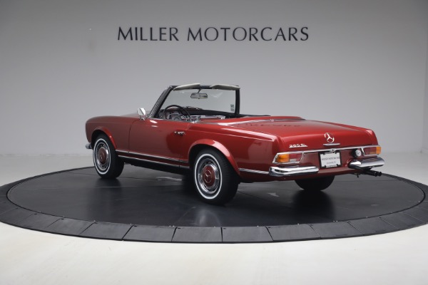 Used 1968 Mercedes-Benz 280SL for sale $229,900 at Alfa Romeo of Westport in Westport CT 06880 5