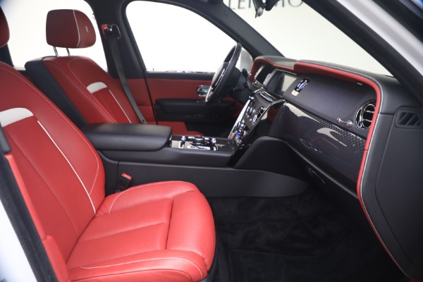 Used 2021 Rolls-Royce Black Badge Cullinan for sale $289,900 at Alfa Romeo of Westport in Westport CT 06880 19
