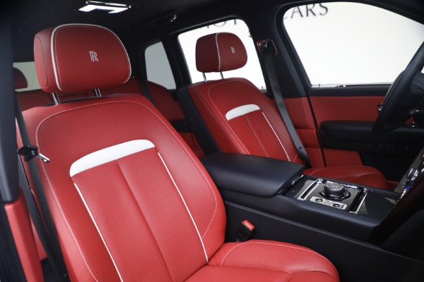 Used 2021 Rolls-Royce Black Badge Cullinan for sale $289,900 at Alfa Romeo of Westport in Westport CT 06880 20