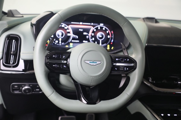 Used 2025 Aston Martin DBX 707 for sale $209,900 at Alfa Romeo of Westport in Westport CT 06880 28