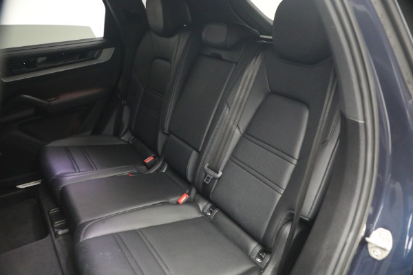 Used 2024 Porsche Cayenne S for sale $79,900 at Alfa Romeo of Westport in Westport CT 06880 16