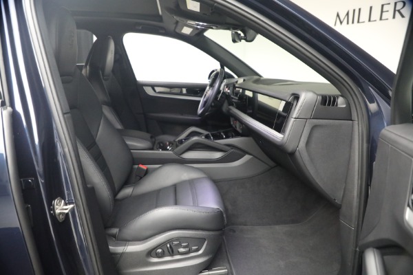 Used 2024 Porsche Cayenne S for sale $79,900 at Alfa Romeo of Westport in Westport CT 06880 18
