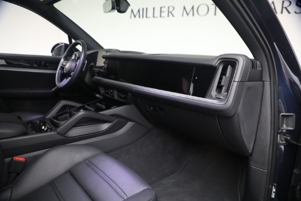 Used 2024 Porsche Cayenne S for sale $79,900 at Alfa Romeo of Westport in Westport CT 06880 20