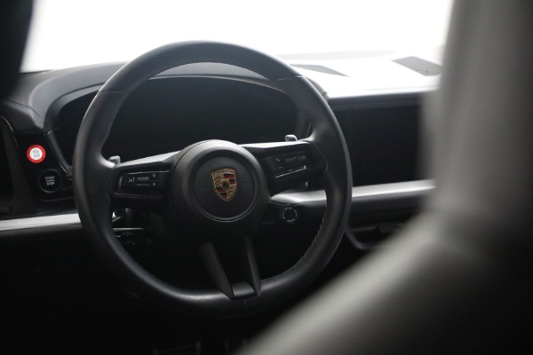 Used 2024 Porsche Cayenne S for sale $79,900 at Alfa Romeo of Westport in Westport CT 06880 24