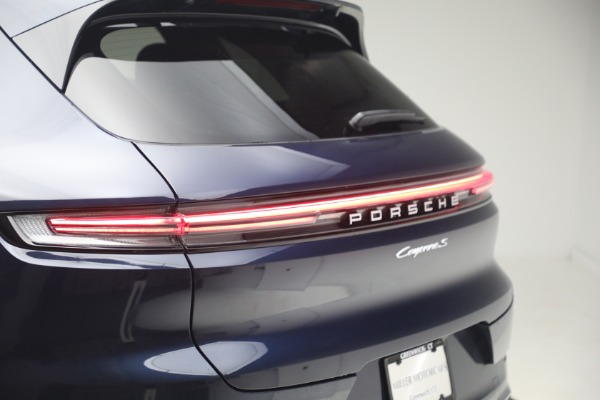 Used 2024 Porsche Cayenne S for sale $79,900 at Alfa Romeo of Westport in Westport CT 06880 26
