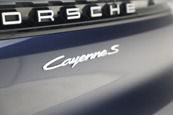 Used 2024 Porsche Cayenne S for sale $79,900 at Alfa Romeo of Westport in Westport CT 06880 27