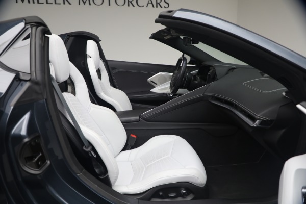 Used 2021 Chevrolet Corvette Stingray for sale $71,900 at Alfa Romeo of Westport in Westport CT 06880 16