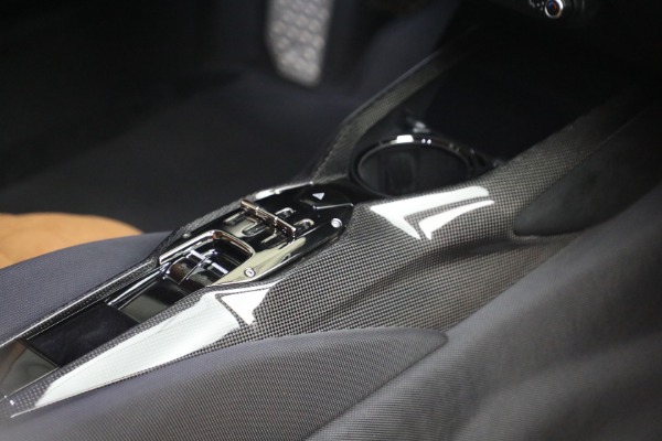 Used 2022 Ferrari 812 Competizione for sale $3,499,000 at Alfa Romeo of Westport in Westport CT 06880 24