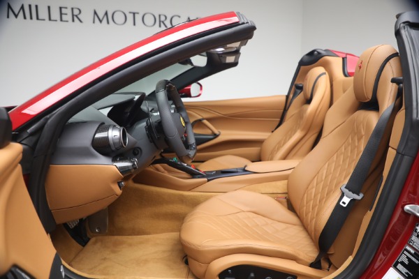 Used 2023 Ferrari 812 GTS for sale $949,900 at Alfa Romeo of Westport in Westport CT 06880 14