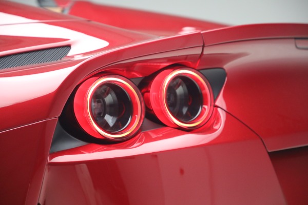 Used 2023 Ferrari 812 GTS for sale $949,900 at Alfa Romeo of Westport in Westport CT 06880 27