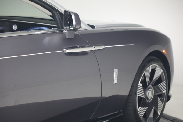 Used 2024 Rolls-Royce Spectre for sale $399,900 at Alfa Romeo of Westport in Westport CT 06880 14