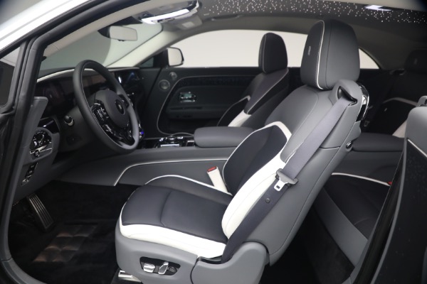 Used 2024 Rolls-Royce Spectre for sale $399,900 at Alfa Romeo of Westport in Westport CT 06880 18