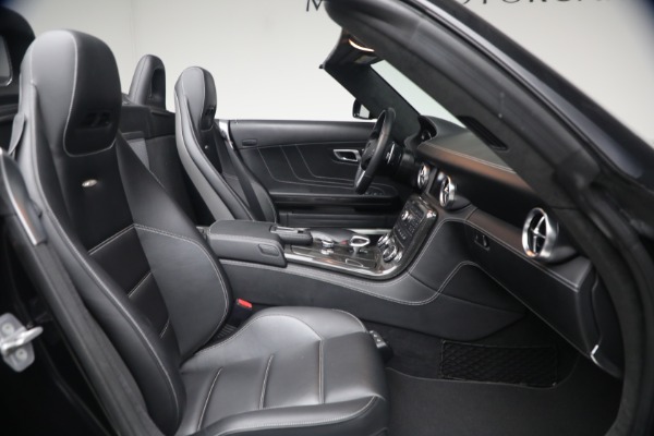 Used 2012 Mercedes-Benz SLS AMG for sale $139,900 at Alfa Romeo of Westport in Westport CT 06880 16