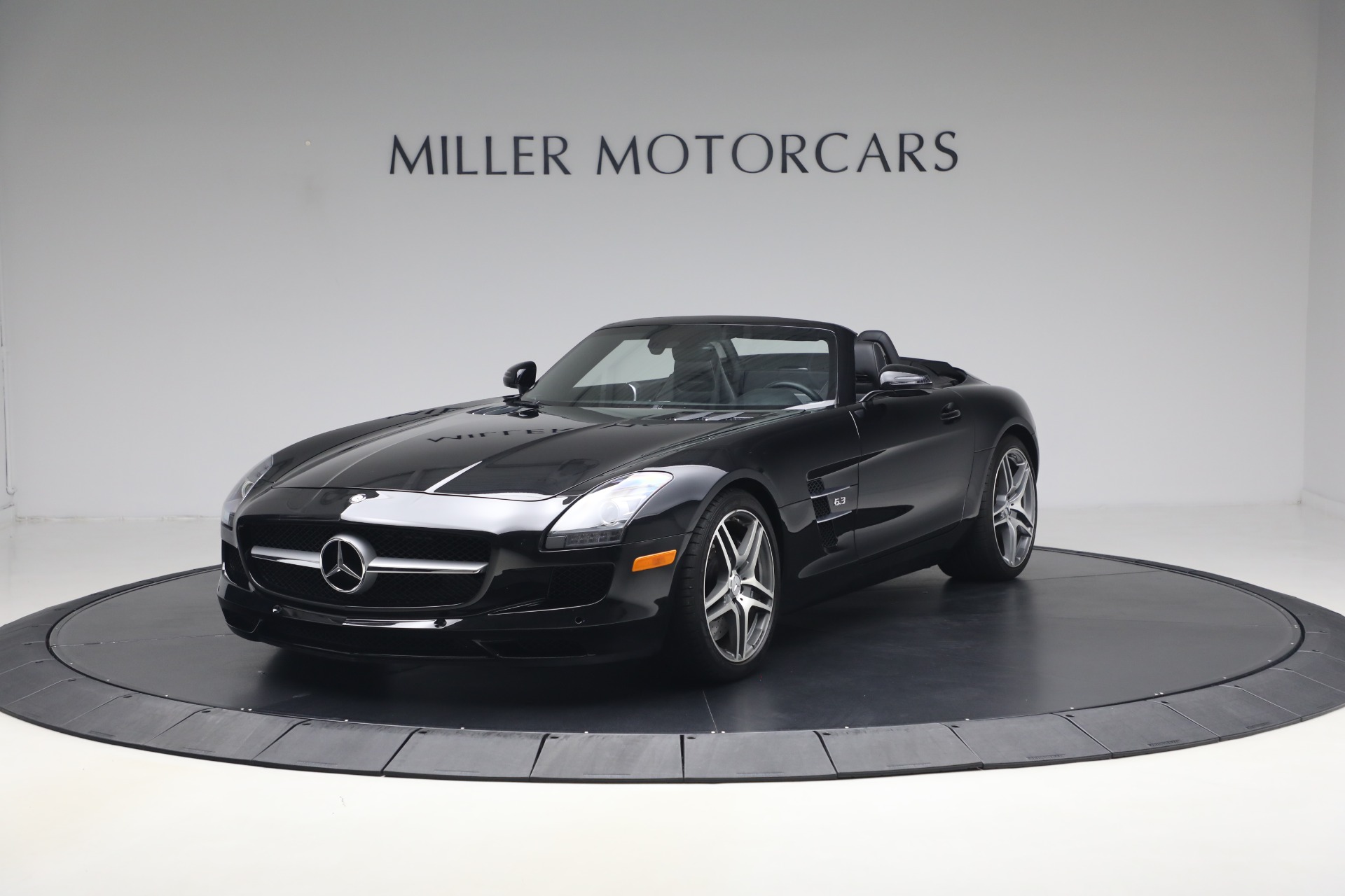 Used 2012 Mercedes-Benz SLS AMG for sale $139,900 at Alfa Romeo of Westport in Westport CT 06880 1