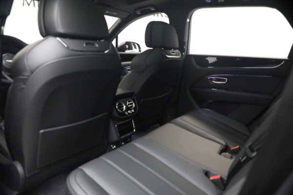 New 2026 Bentley Bentayga V8 for sale $244,330 at Alfa Romeo of Westport in Westport CT 06880 22