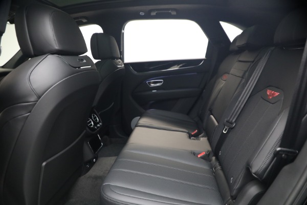 New 2026 Bentley Bentayga V8 for sale $244,330 at Alfa Romeo of Westport in Westport CT 06880 23