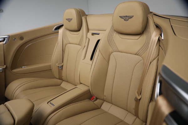 New 2026 Bentley Continental GTC S for sale $363,390 at Alfa Romeo of Westport in Westport CT 06880 27