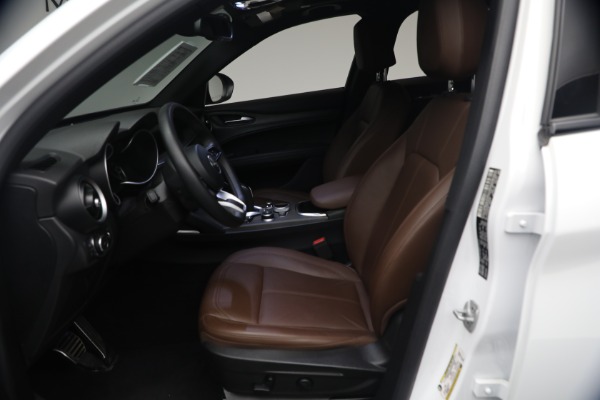 Used 2023 Alfa Romeo Stelvio Ti for sale $32,900 at Alfa Romeo of Westport in Westport CT 06880 13