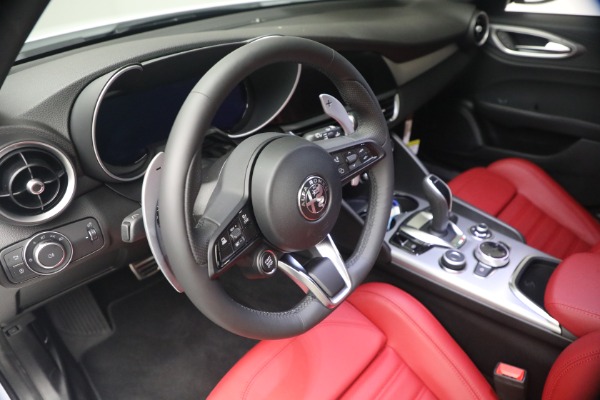 New 2026 Alfa Romeo Giulia Veloce for sale $55,870 at Alfa Romeo of Westport in Westport CT 06880 23