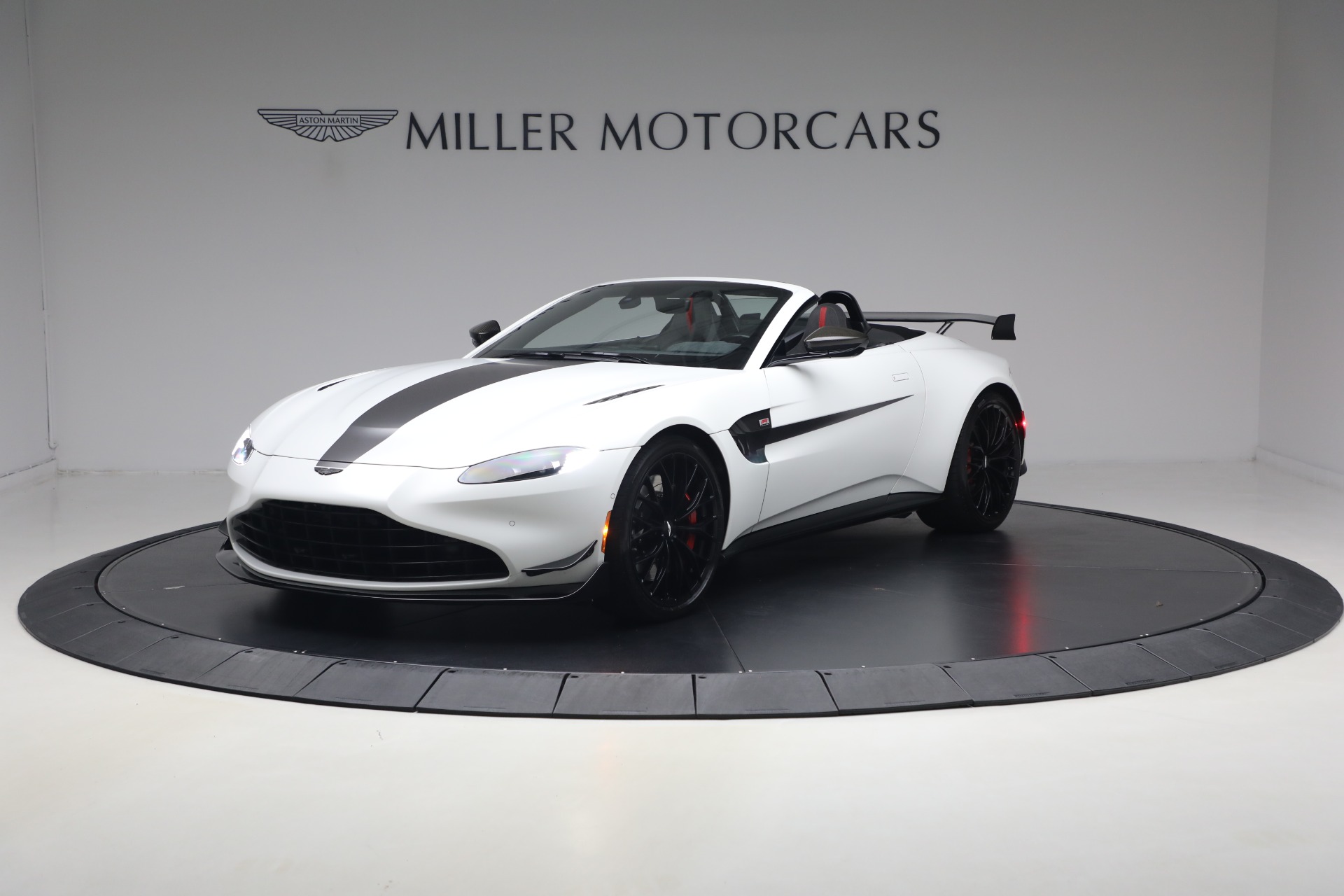Used 2023 Aston Martin Vantage F1 Edition for sale $129,900 at Alfa Romeo of Westport in Westport CT 06880 1