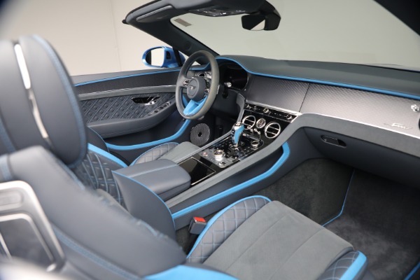 Used 2024 Bentley Continental GTC Speed for sale $299,900 at Alfa Romeo of Westport in Westport CT 06880 27