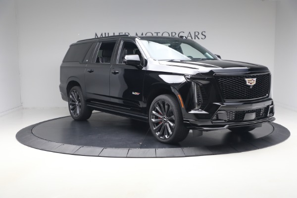 Used 2026 Cadillac Escalade-V ESV for sale $189,900 at Alfa Romeo of Westport in Westport CT 06880 11