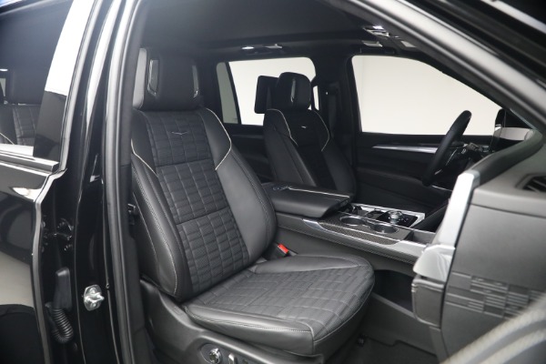 Used 2026 Cadillac Escalade-V ESV for sale $189,900 at Alfa Romeo of Westport in Westport CT 06880 22