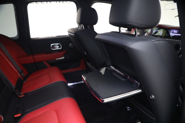 New 2027 Rolls-Royce Black Badge Cullinan for sale $569,350 at Alfa Romeo of Westport in Westport CT 06880 21