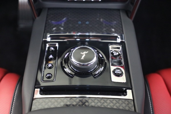 New 2027 Rolls-Royce Black Badge Cullinan for sale $569,350 at Alfa Romeo of Westport in Westport CT 06880 25