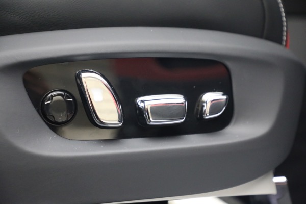 New 2027 Rolls-Royce Black Badge Cullinan for sale $569,350 at Alfa Romeo of Westport in Westport CT 06880 28