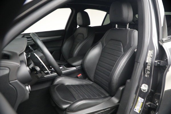 Used 2023 Alfa Romeo Stelvio Veloce for sale $34,900 at Alfa Romeo of Westport in Westport CT 06880 15