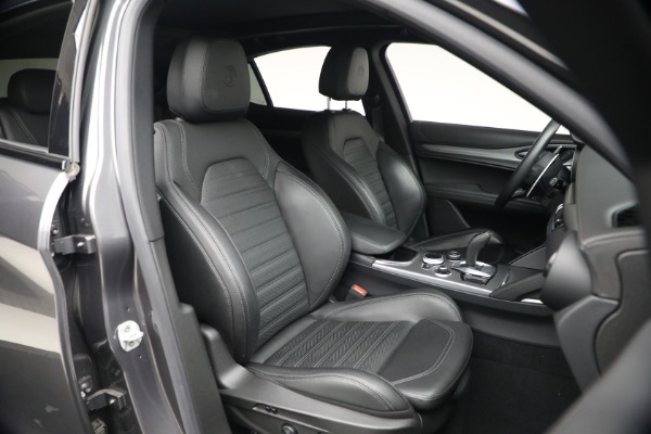 Used 2023 Alfa Romeo Stelvio Veloce for sale $34,900 at Alfa Romeo of Westport in Westport CT 06880 16
