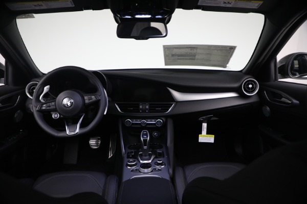 New 2026 Alfa Romeo Giulia Veloce for sale $57,670 at Alfa Romeo of Westport in Westport CT 06880 21