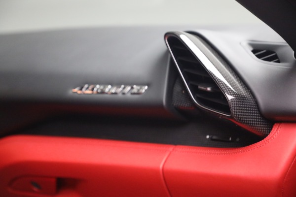 Used 2018 Ferrari 488 GTB for sale $399,900 at Alfa Romeo of Westport in Westport CT 06880 21