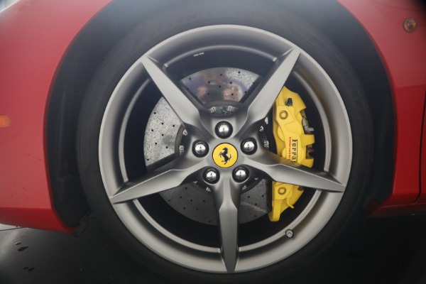 Used 2018 Ferrari 488 GTB for sale $399,900 at Alfa Romeo of Westport in Westport CT 06880 27