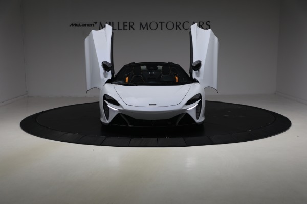 New 2026 McLaren Artura Spider Vision for sale $337,400 at Alfa Romeo of Westport in Westport CT 06880 12