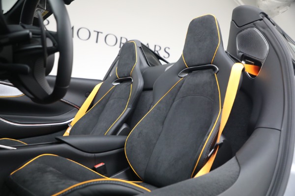New 2026 McLaren Artura Spider Vision for sale $337,400 at Alfa Romeo of Westport in Westport CT 06880 28