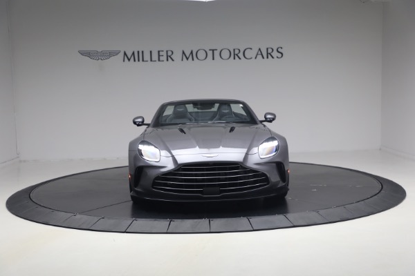 New 2026 Aston Martin Vantage S Roadster for sale $277,680 at Alfa Romeo of Westport in Westport CT 06880 14