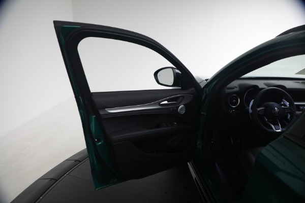 New 2026 Alfa Romeo Stelvio Veloce for sale $62,965 at Alfa Romeo of Westport in Westport CT 06880 23