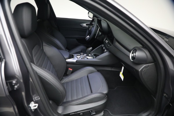New 2026 Alfa Romeo Giulia Veloce for sale $55,815 at Alfa Romeo of Westport in Westport CT 06880 14