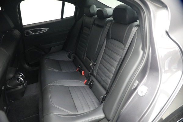 New 2026 Alfa Romeo Giulia Veloce for sale $55,815 at Alfa Romeo of Westport in Westport CT 06880 20