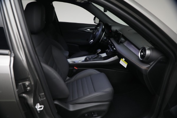New 2026 Alfa Romeo Tonale Veloce for sale $50,035 at Alfa Romeo of Westport in Westport CT 06880 14