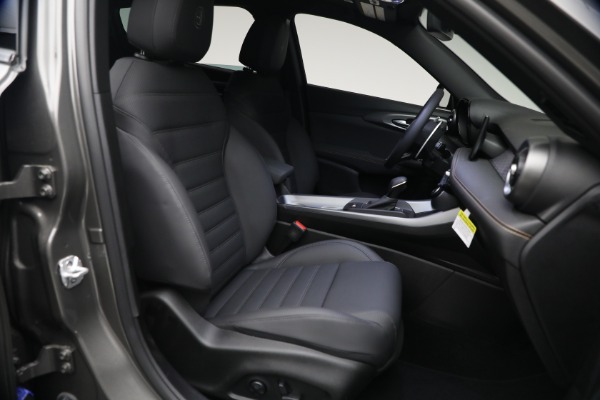 New 2026 Alfa Romeo Tonale Veloce for sale $50,035 at Alfa Romeo of Westport in Westport CT 06880 16