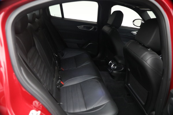 Used 2023 Alfa Romeo Giulia Veloce for sale $33,900 at Alfa Romeo of Westport in Westport CT 06880 17