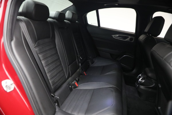 Used 2023 Alfa Romeo Giulia Veloce for sale $33,900 at Alfa Romeo of Westport in Westport CT 06880 19