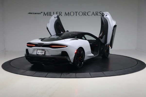 Used 2025 McLaren GTS Performance for sale $189,900 at Alfa Romeo of Westport in Westport CT 06880 16